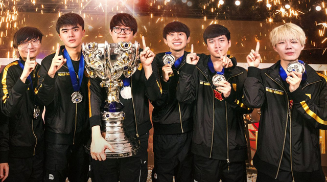 亚冠比赛中 亚冠比赛中