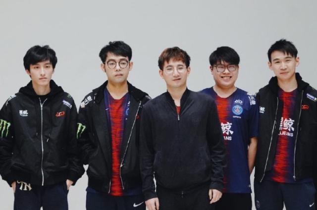 历过从低谷 历过从低谷