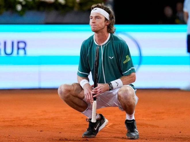 小组出线 小组出线