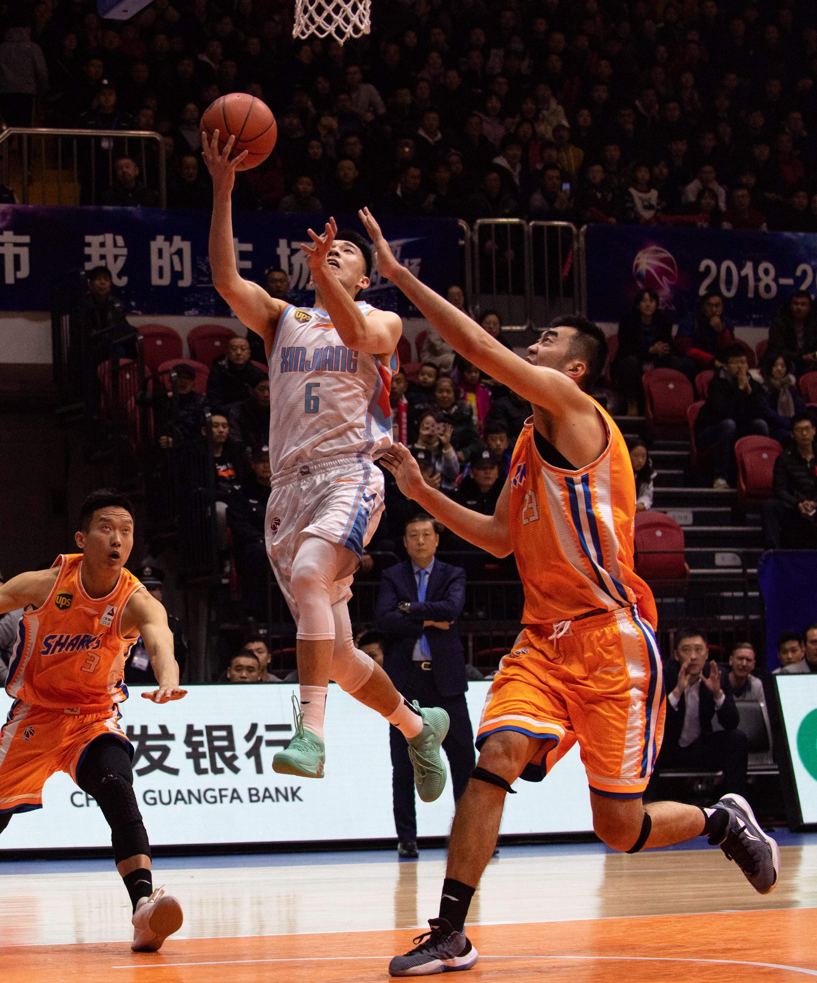 顺下与持球 顺下与持球